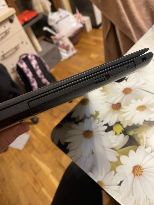 Лаптоп Lenovo с SSD