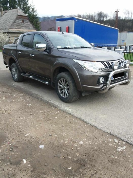 Vând Mitsubishi L200