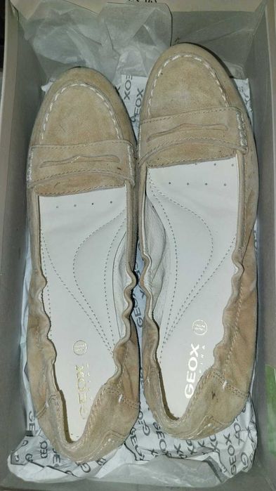 ПРОДАВАТ СЕ обувки Geox
