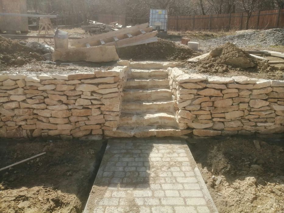 Pietrar, Piatră naturală , lespezi, pasi