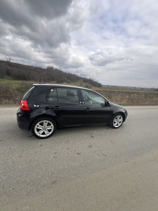 Vând golf 5 1.9 bkc 4x4