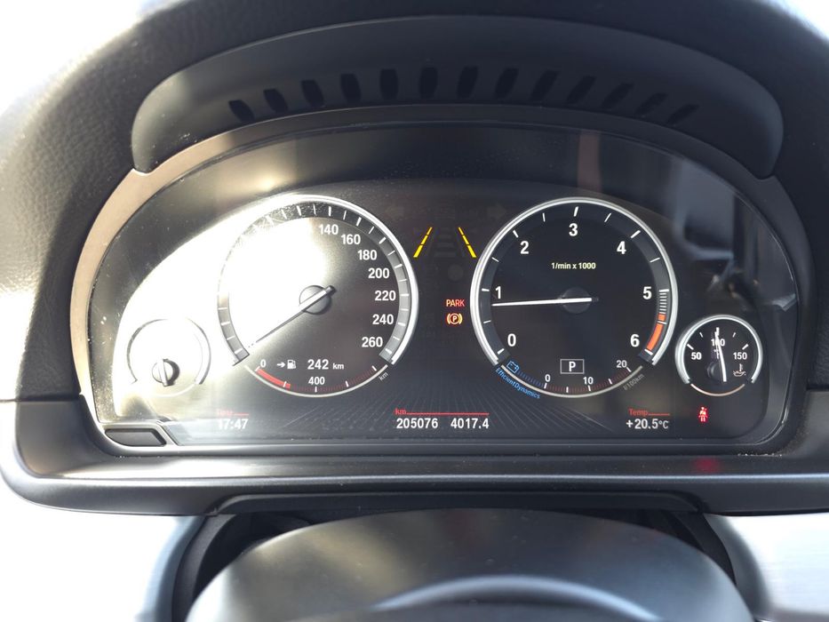 Vand BMW 525 xdrive anul 2012 km 200500