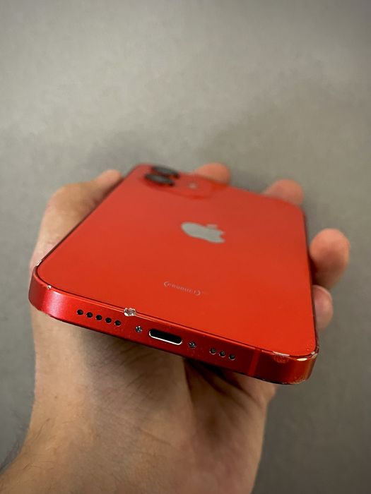 iPhone 12 64GB Red