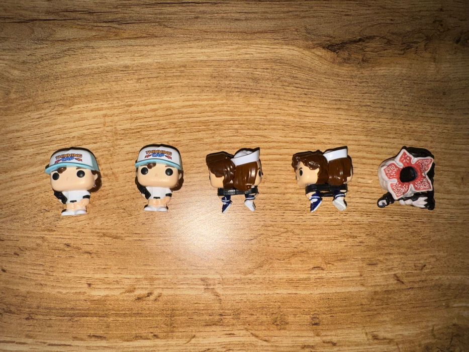 фигурки из киндер джой с осд(kinder joy stranger things funko pop)