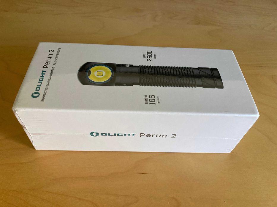 Lanterna Olight Perun 2, 2500 lumeni max, noua, sigilata