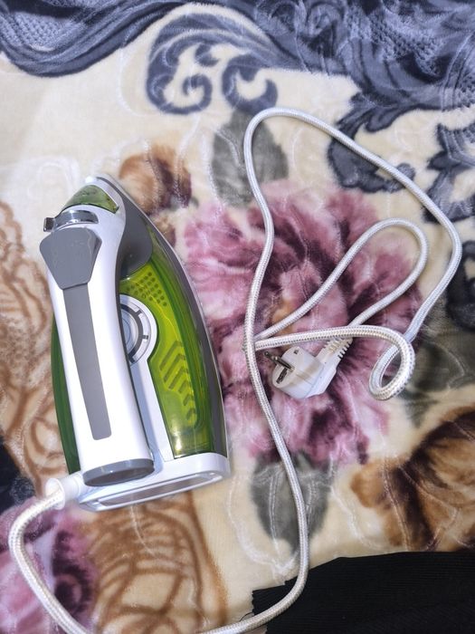 Утюг Haley - HY-203C