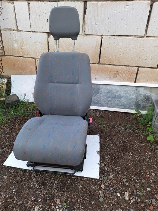 Vând scaun vw lt