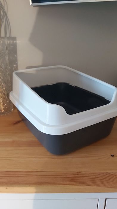 Емкость для корма, лоток для кота