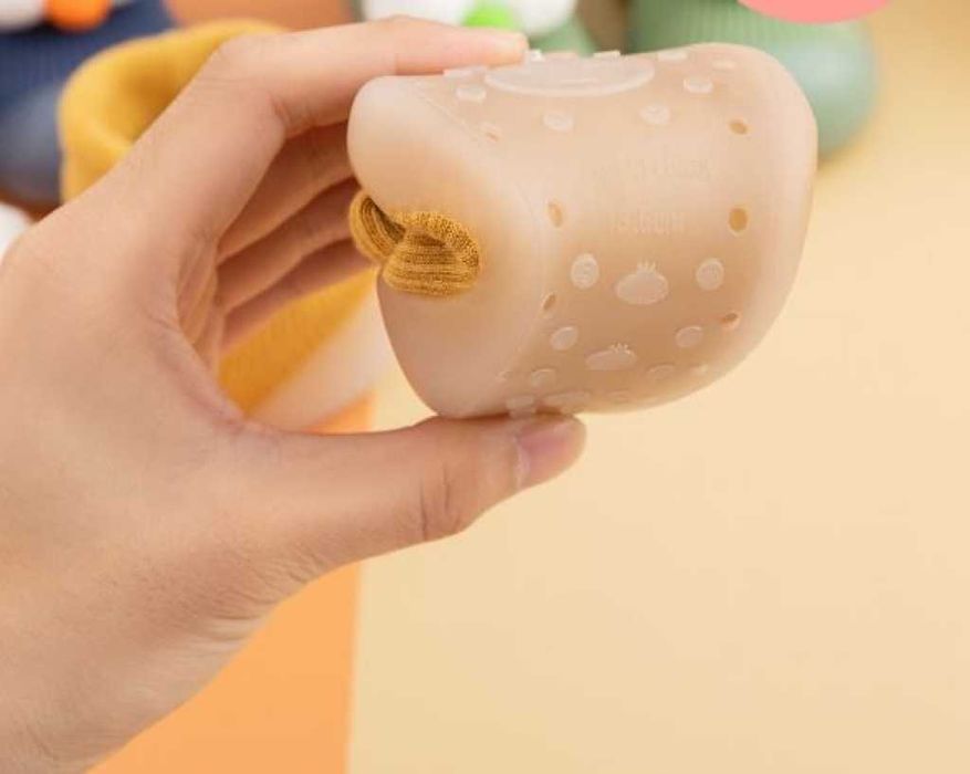 Детски  обувки с чорап и очички, различни номера от 18ти до 27ми номер