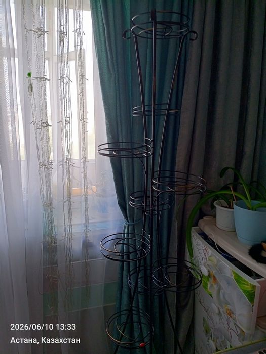 Подставка для цветов.