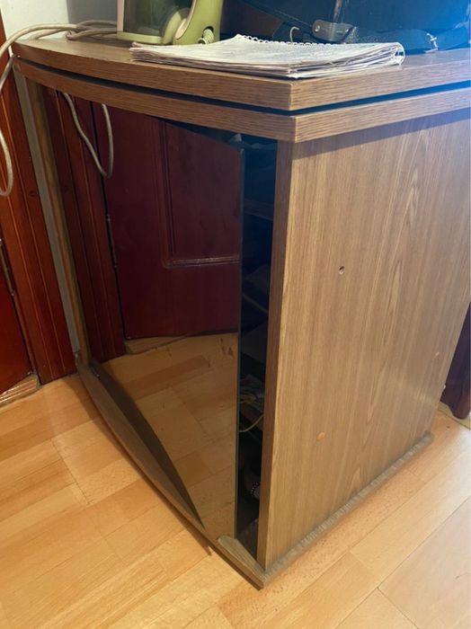 Тумба под телевизор