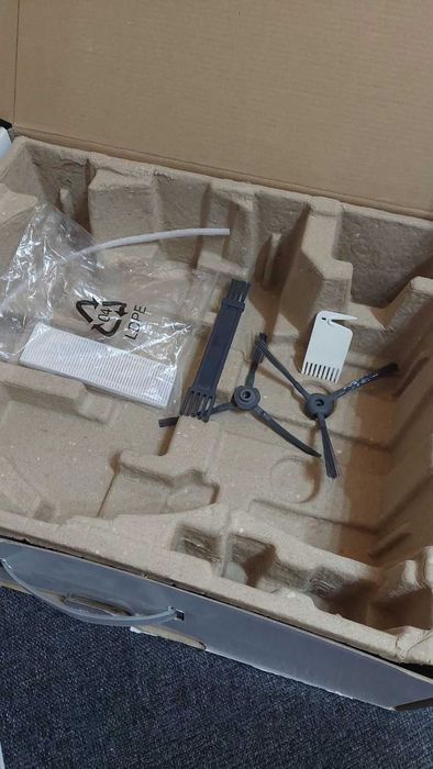 Прахосмукачка робот с жироскоп Decakila, Бяла