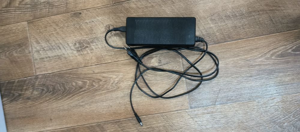 Продам электросамокат Joyor g1