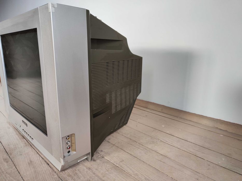 Телевизор NEO 21"