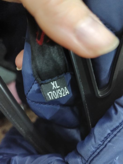 Куртка-бомбер женская