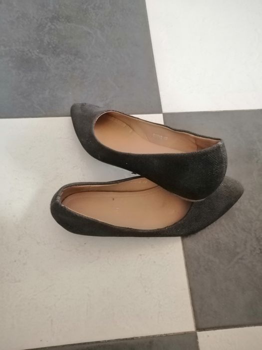 Елегантни дамски обувки