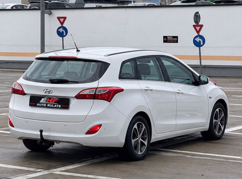 HYUNDAI i30 2016 — imagine 3