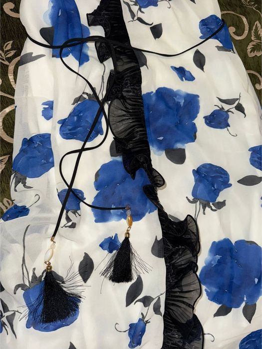 Продам новое женское платье