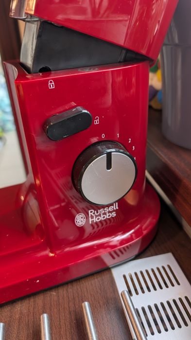 Mixer/ malaxor de  bucatarie Russell Hobbs