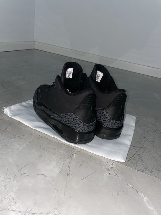 Jordan 3 Black Cat