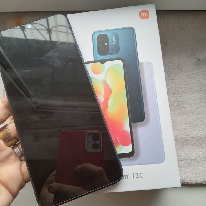 Redmi 12c srochna sotiladi