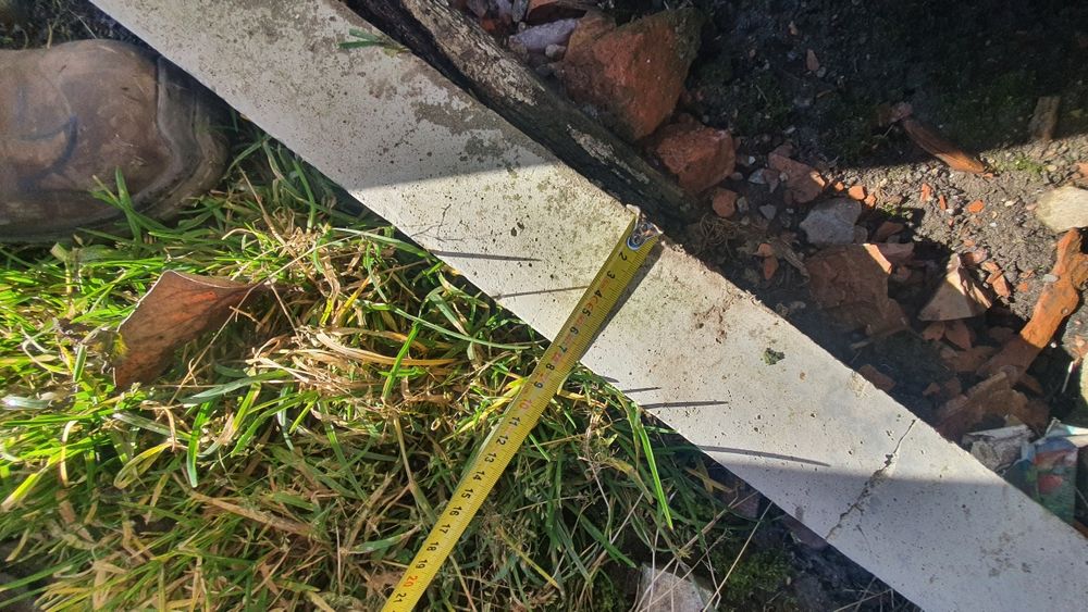 Borduri si stapi beton