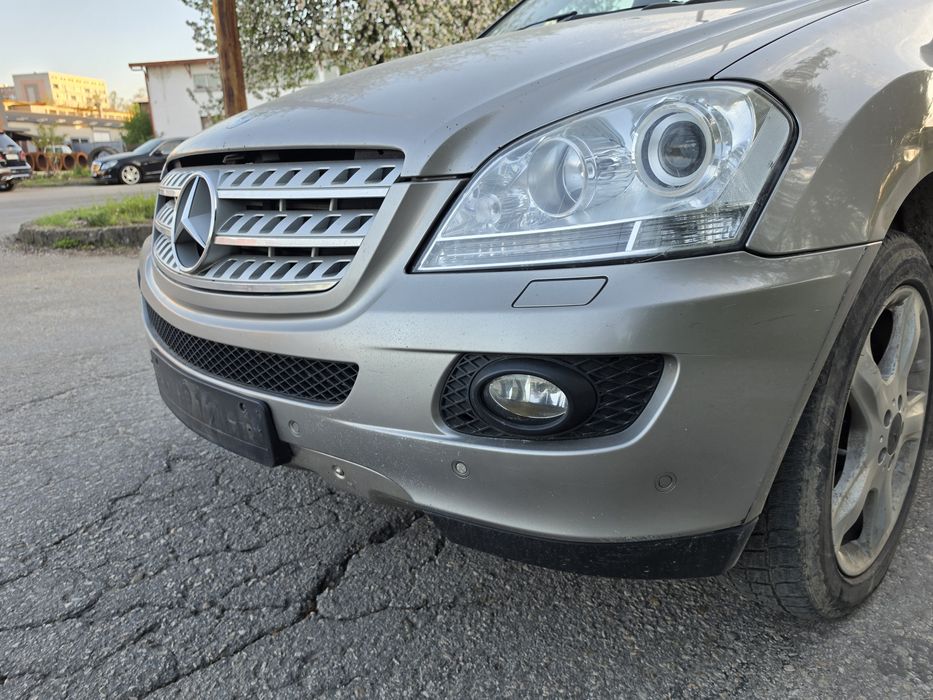 Предна броня Mercedes ML W164 оригинална Мерцедес МЛ В164