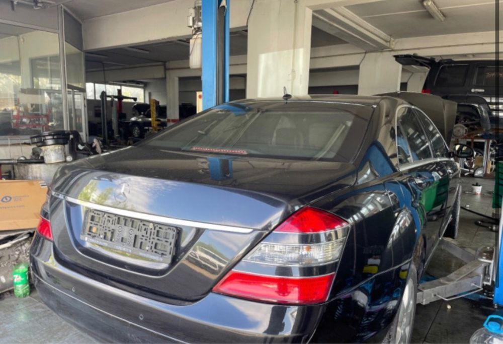 Mercedes-benz S 500 4 Matic на части w221