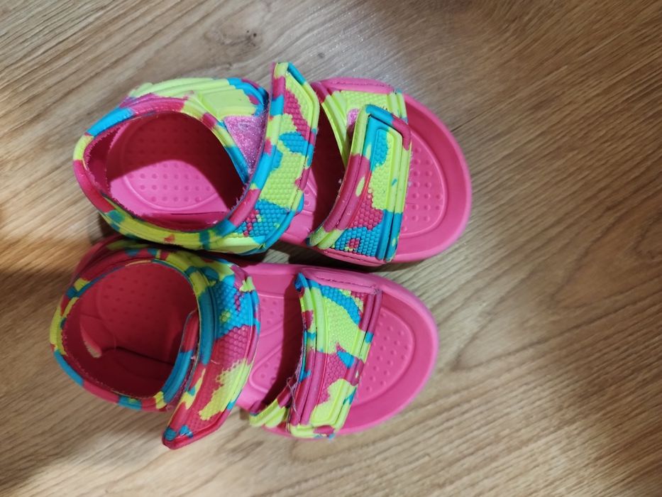 Детски обувки и сандали