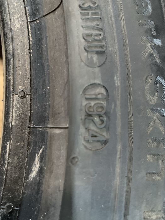 225 45 17 anvelope de vara