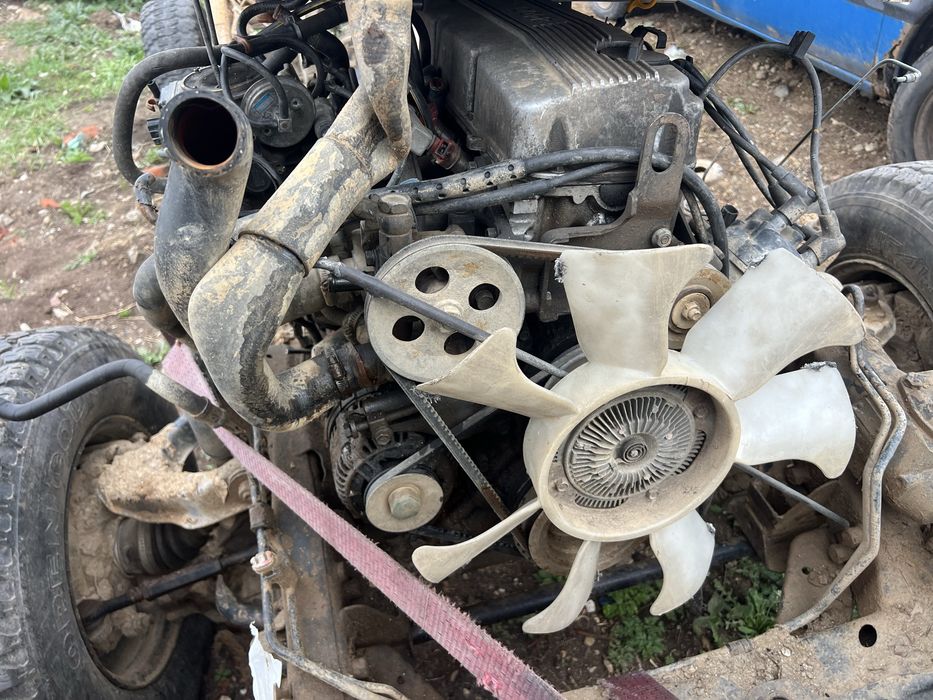 Ford Maverik 2.4i , Форд Маверик бензин На Части !!!