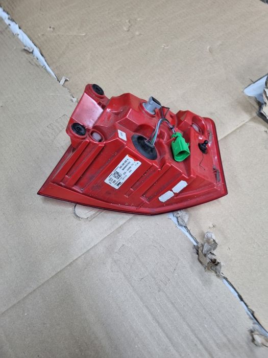 Stop spate stg  Audi A6 Limuzină