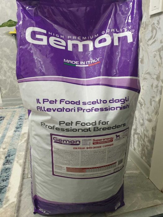 Продам корм для собак Gemon