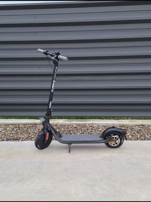 Trotinetă electrica Ninebot F25E II