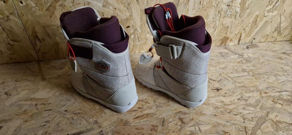 Boots snowboard mărimea 36