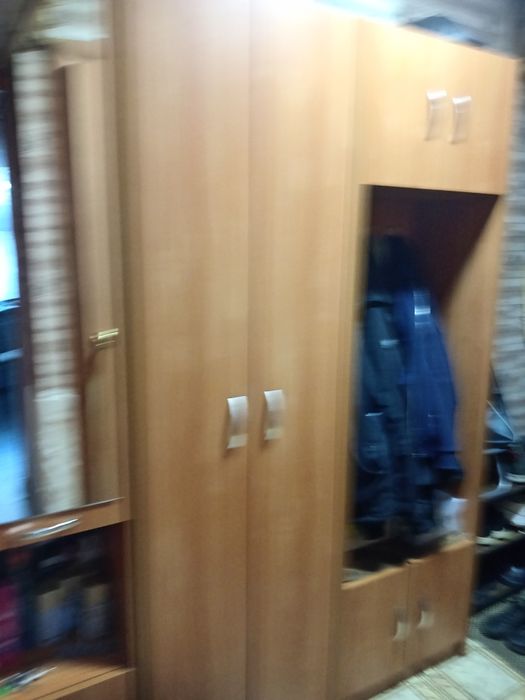 Продам шкаф для прихожей (прихожка)