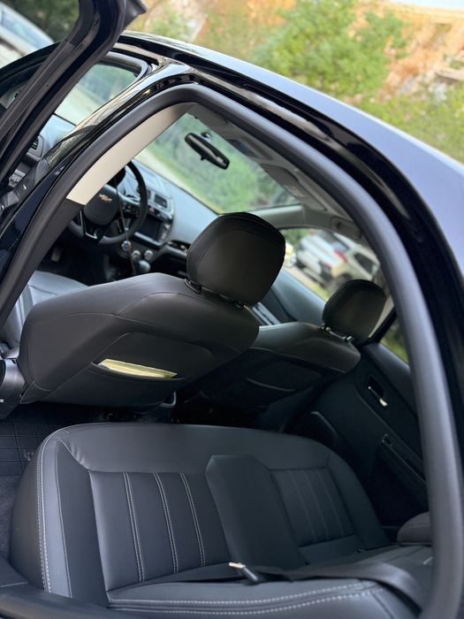 Chevrolet Cobalt 2026 — 5