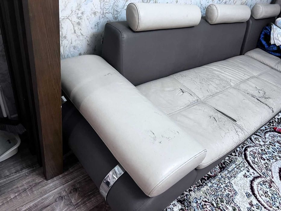 Продам диван, б/у