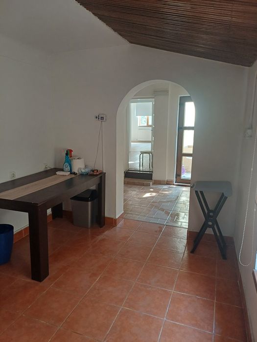 Casa 3 camere de inchiriat