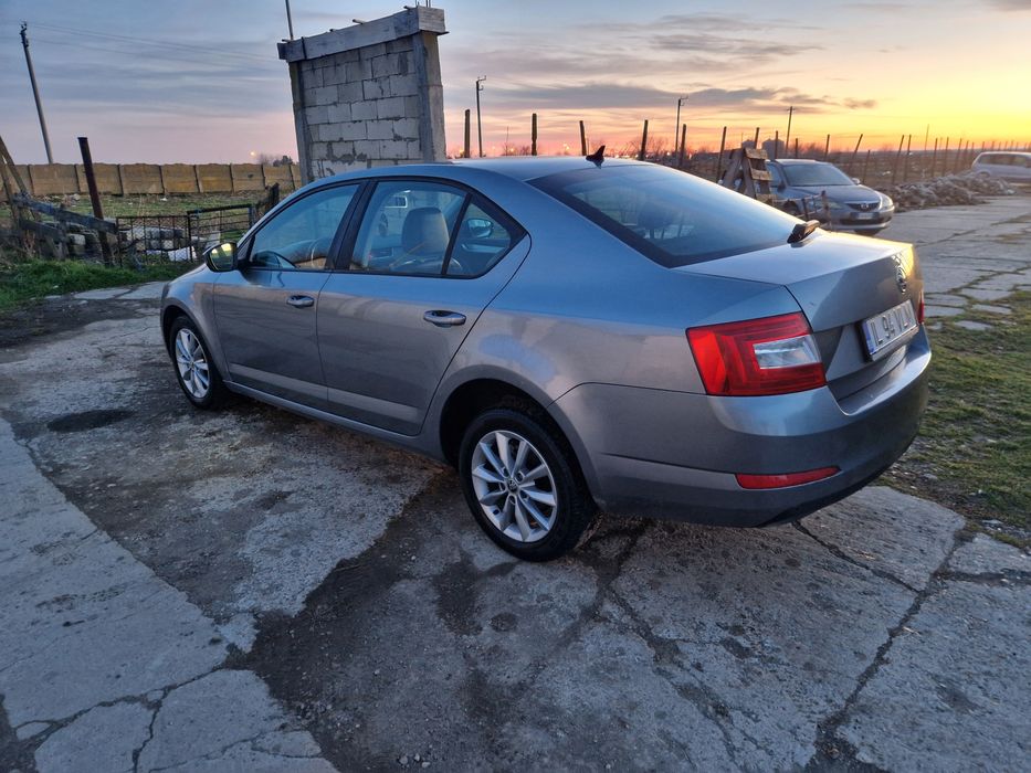 Skoda octavia 3 piele navigatie accept schimb cu teren+- diferenta
