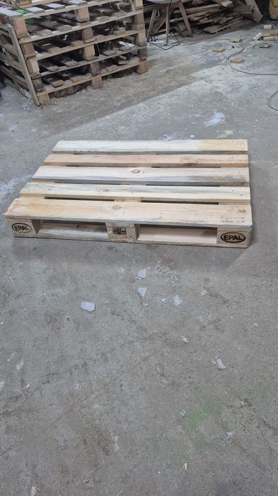 Поддоны паллеты .