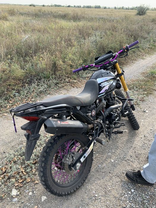Продам мотоцикл 250сс