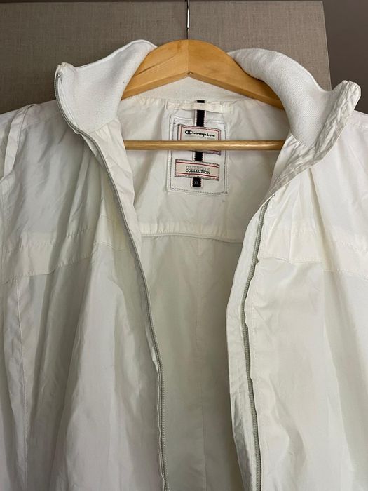 Geaca dama Champion masura M alba,stare foarte buna