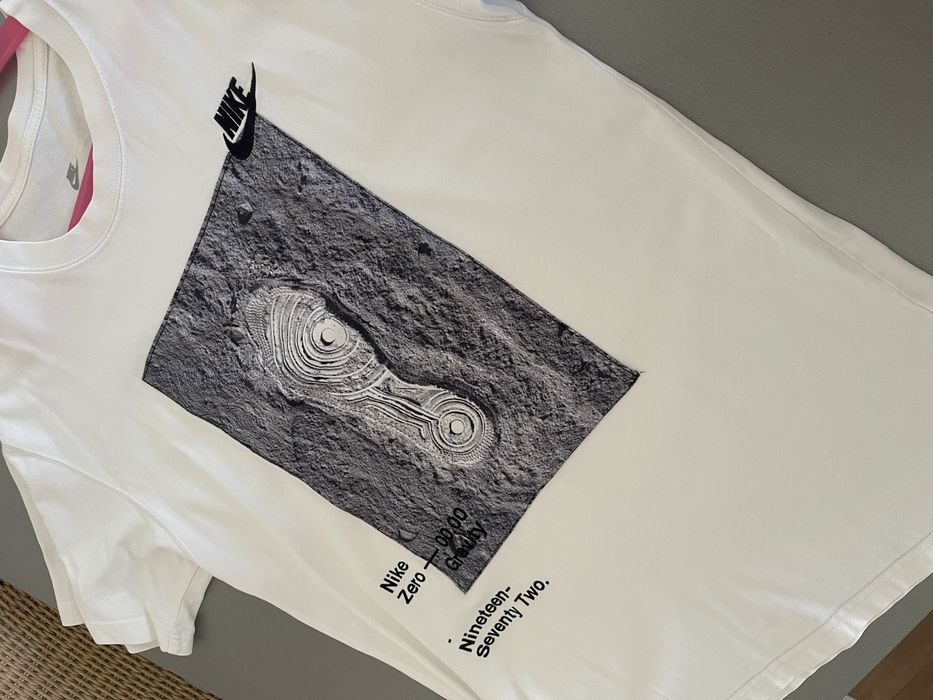 Nike тениска бяла s/m razmer