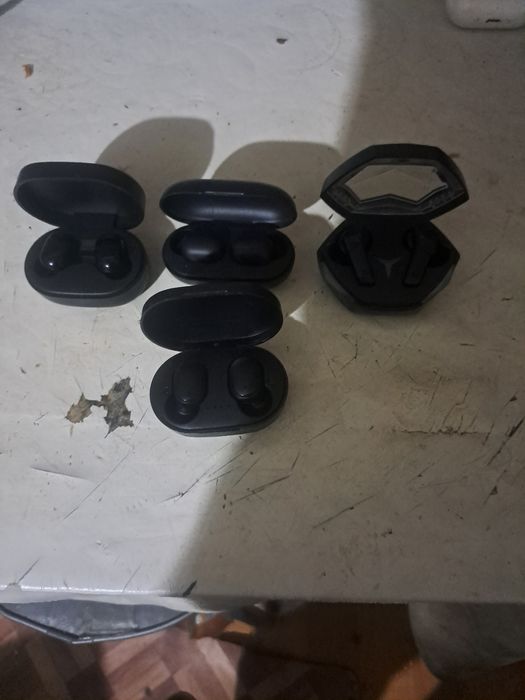 Продам без проводные наушки