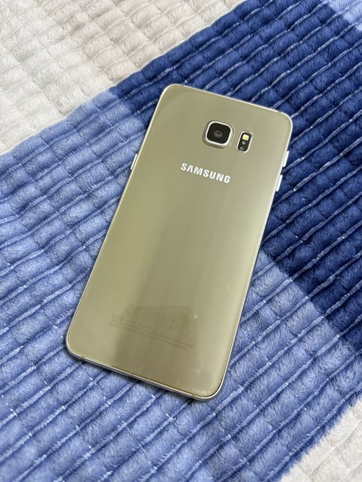 Продам на запчасти S6 edge plus