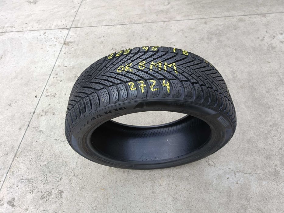 O anvelopa iarna 225 45 18 pirelli powergi winter 8 mm dot 2724
