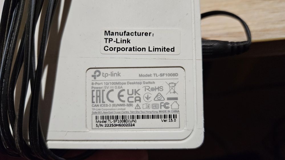 Свитч коммутатор 2500тг