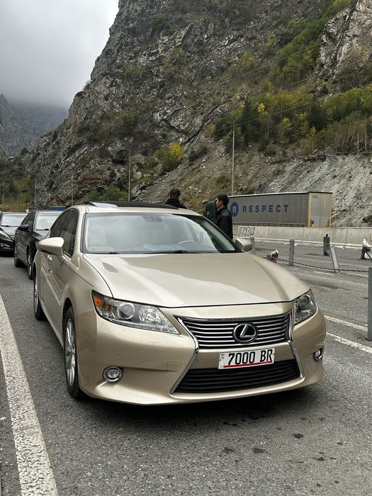 Аренда авто Lexus ES