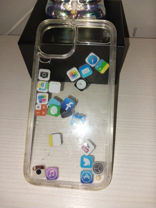 Чехлы для Apple.